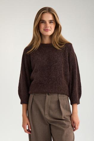 Sweater Suri