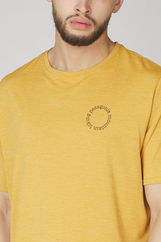 Patagonia T-Shirt Cap Cool Daily Graphic Lands Tee Spoke Stencil: Pufferfish Gold X-Dye