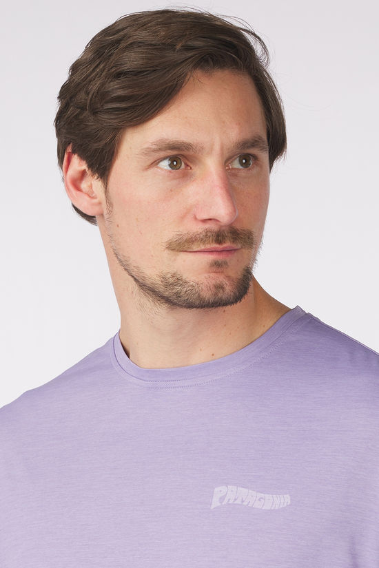 Patagonia T-Shirt M'S Cap Cool Daily Graphic Shirt - Waters Forgotten Island: Concrete Purple X-Dye