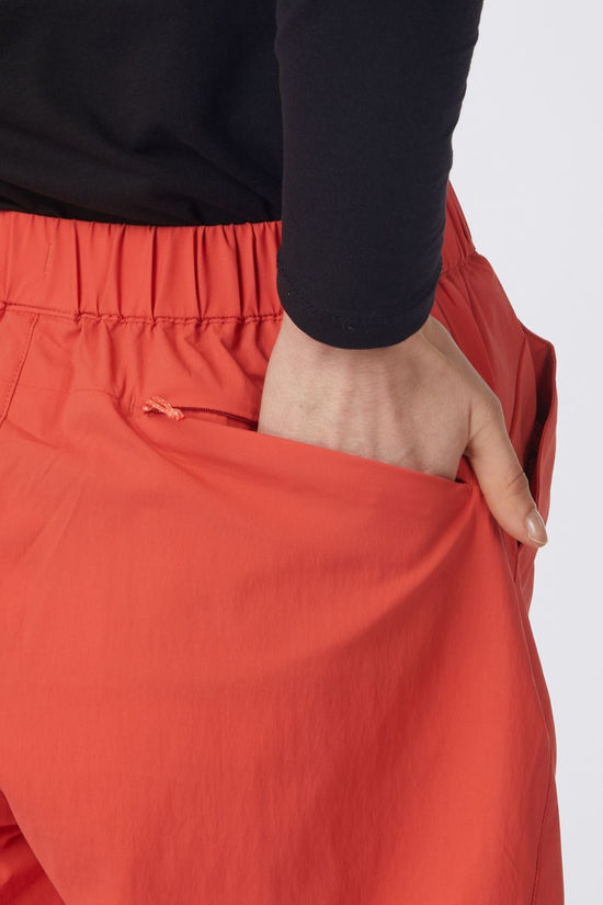 Sprayway Short Escape Trail Short Deep Coral