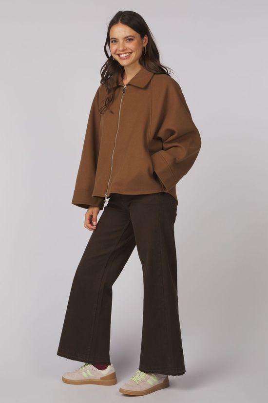 With Black Mantel Jackie Batsleeve Camel