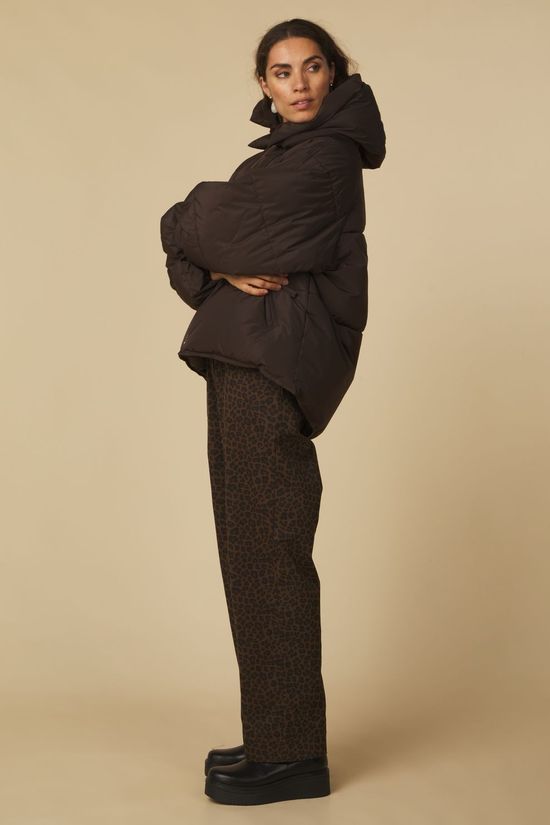 With Black Veste Kylie Real Down Dark Brown