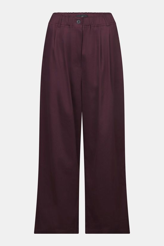 With Black Pantalon Madison Blackberry Cherry
