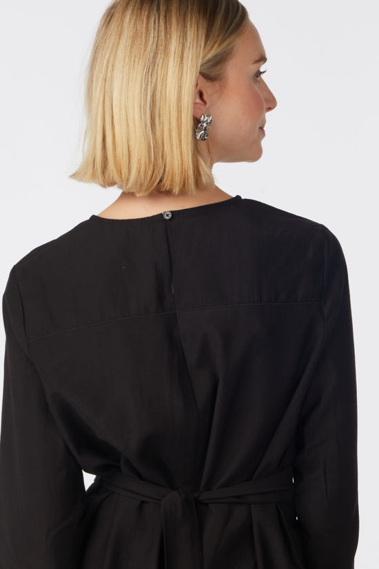 Object Robe Yui Black