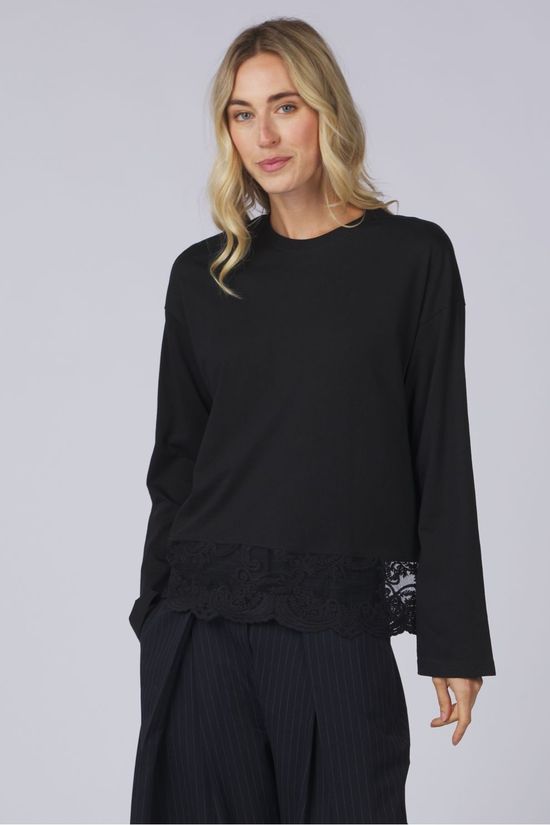 Only T-Shirt Vivvi Black Detail:Black Lace