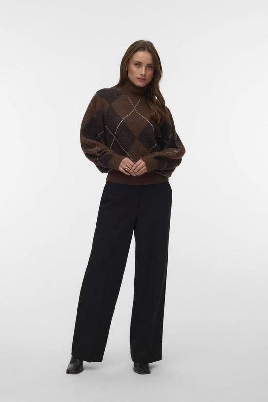 Vero Moda Pull Darla Rollneck Cocoa Brown Detail:W. Chocolate Torte And Birch