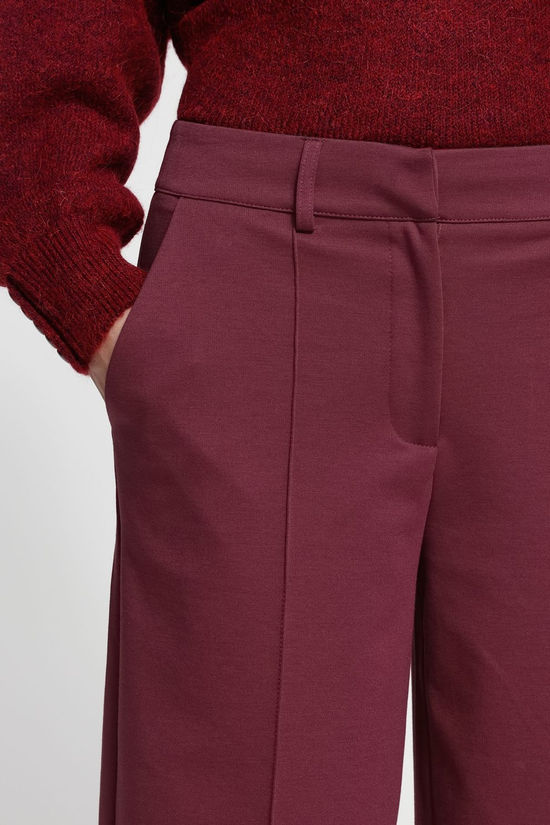 Ichi Broek Kate Office Rhododendron