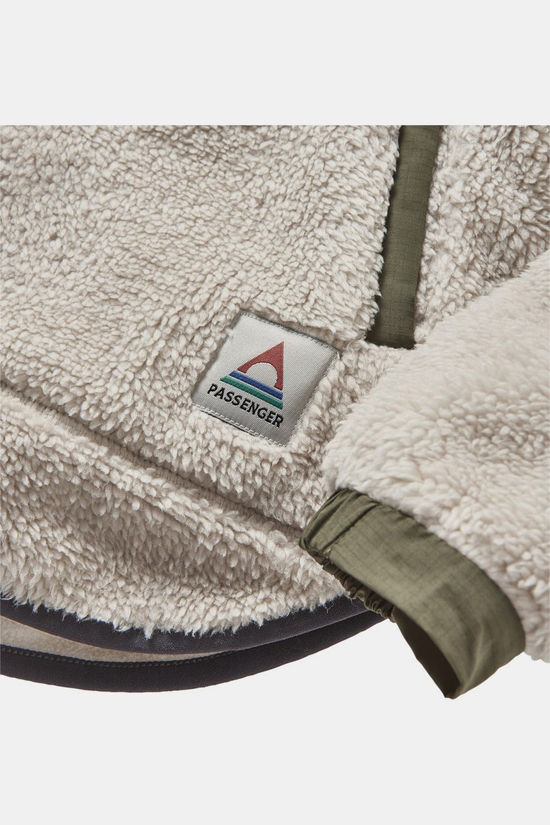 Passenger Clothing ltd Polaire Beaumont Recycled Sherpa Hooded Fleece 2.0 Vintage White