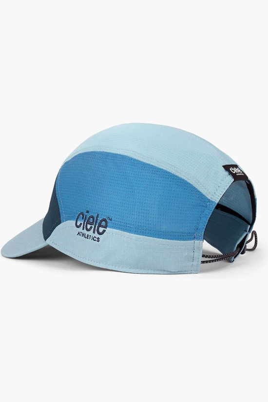 Ciele Athletics Pet Fst Cap Sc Field Iconic Deepspace-Chambray