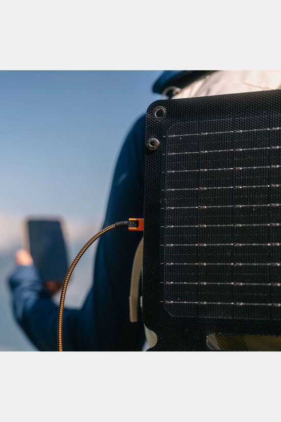 Xtorm Zonne-Energie Oplader Solarbooster 14W Foldable Solar Panel black