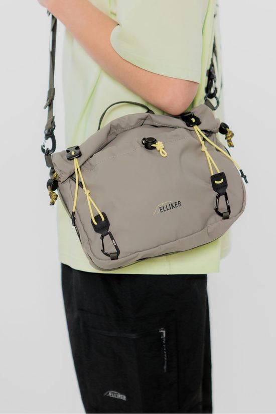 Elliker Opbergsysteem Nidder Roll Top Crossbody Bag 6L Taupe
