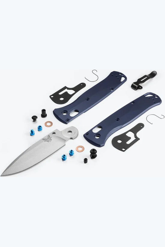 Benchmade Couteau Bugout Crater Blue Aluminium Pe dark blue