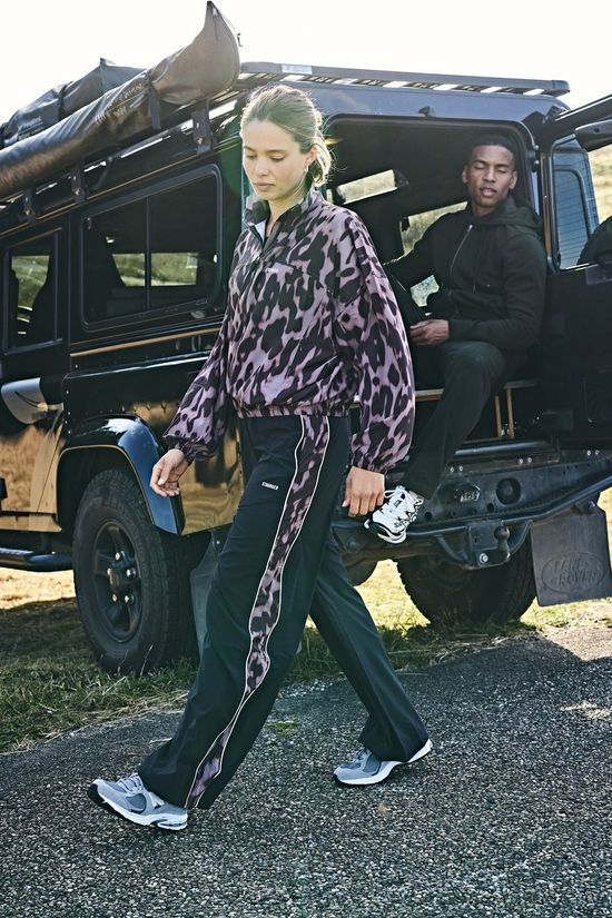 Stronger Windstopper Breezy Woven Leo Rush