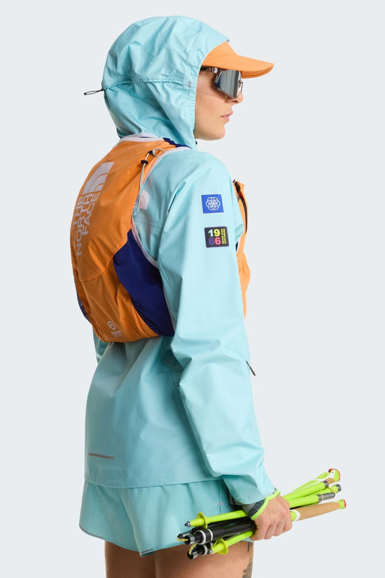 The North Face Drinksysteem Summit Run Vest 10 Papaya/Bold Blue