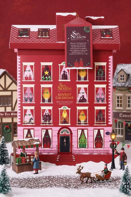 ENGLISH TEA SHOP Drinken Town House Advent Calendar 24Ct No colour